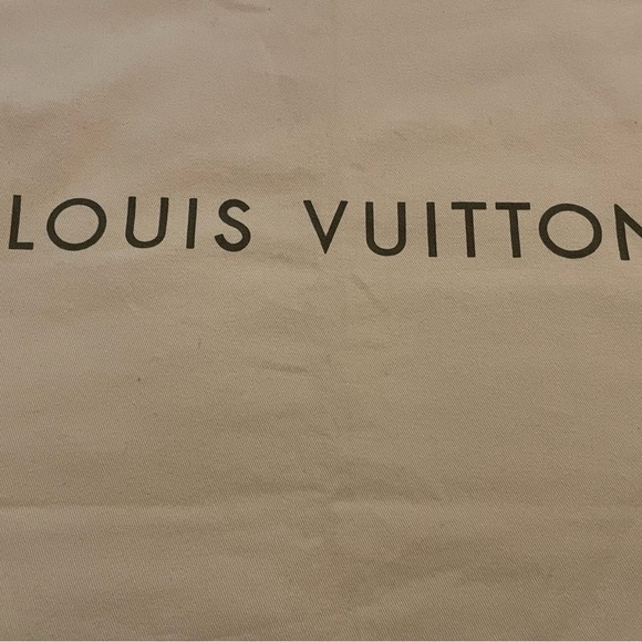 Louis Vuitton Authentic Large drawstring Dust Bag - Picture 5 of 5